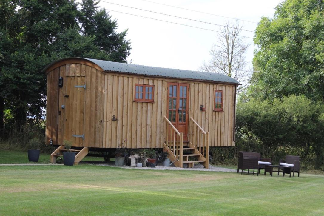 Hare'S Hut Villa Saint Clement Екстериор снимка